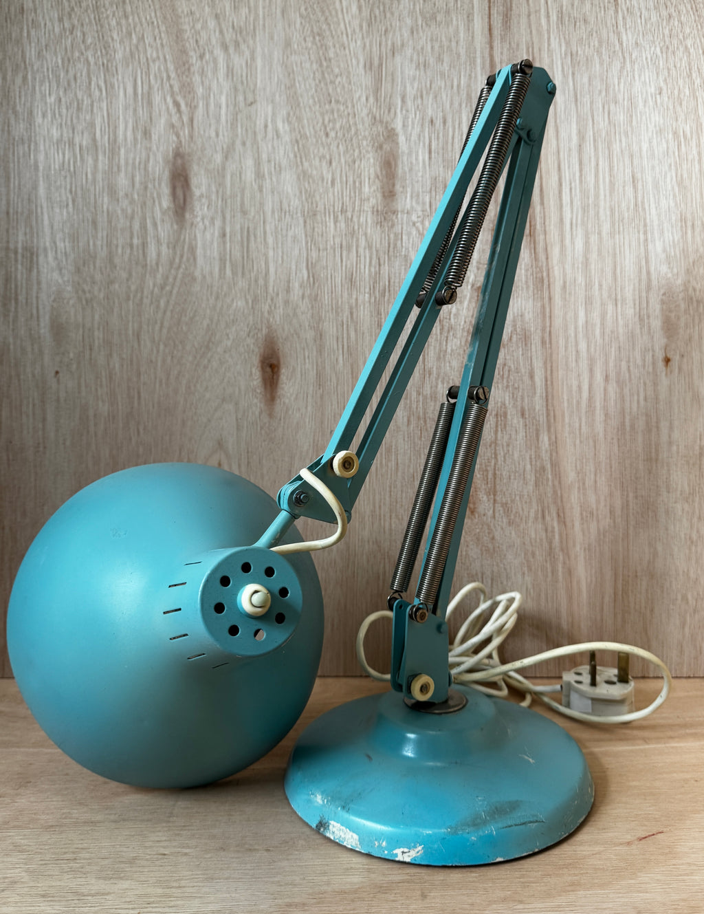 Large 1950s-60s “1001 Lamps” anglepoise desk lamp