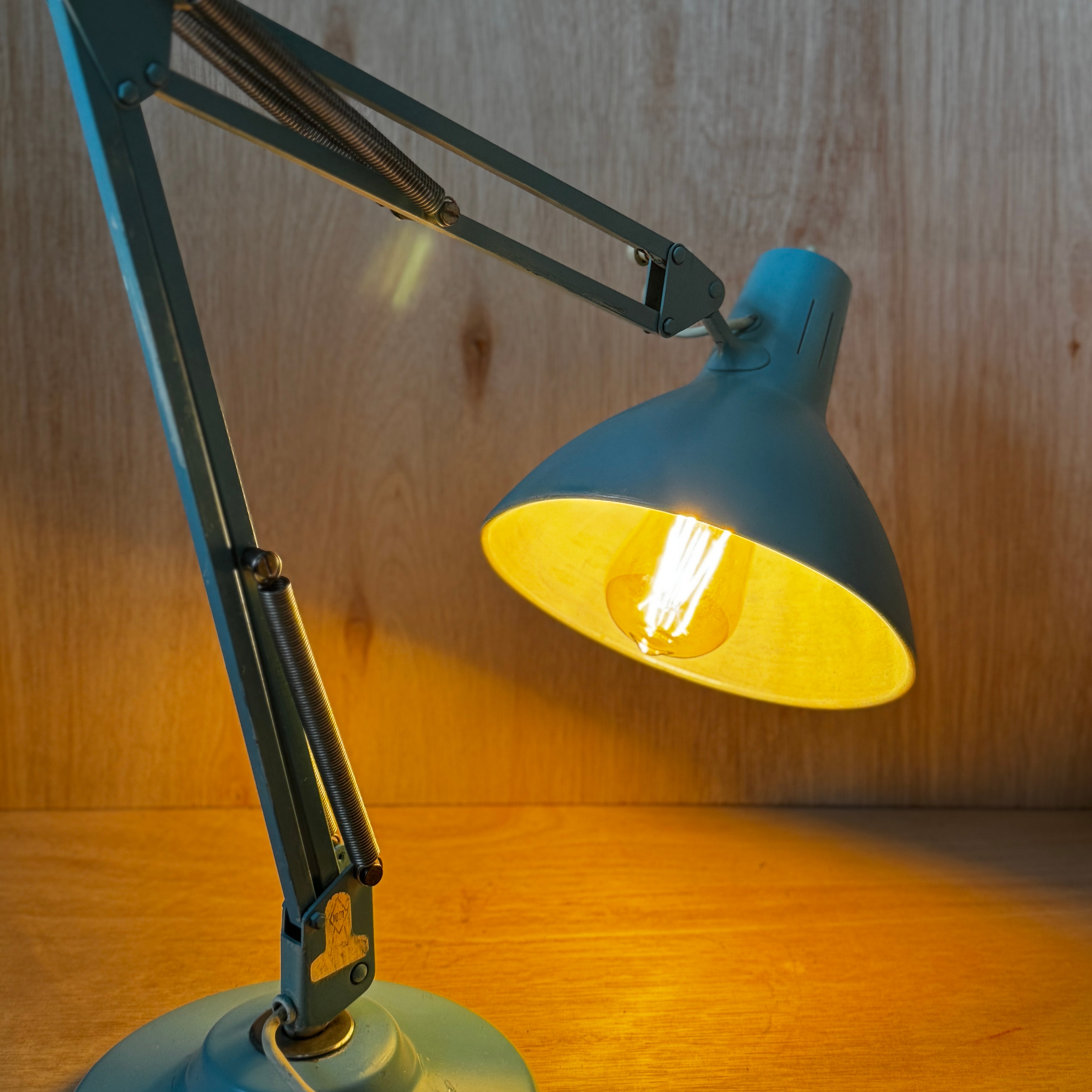 Large 1950s-60s “1001 Lamps” anglepoise desk lamp