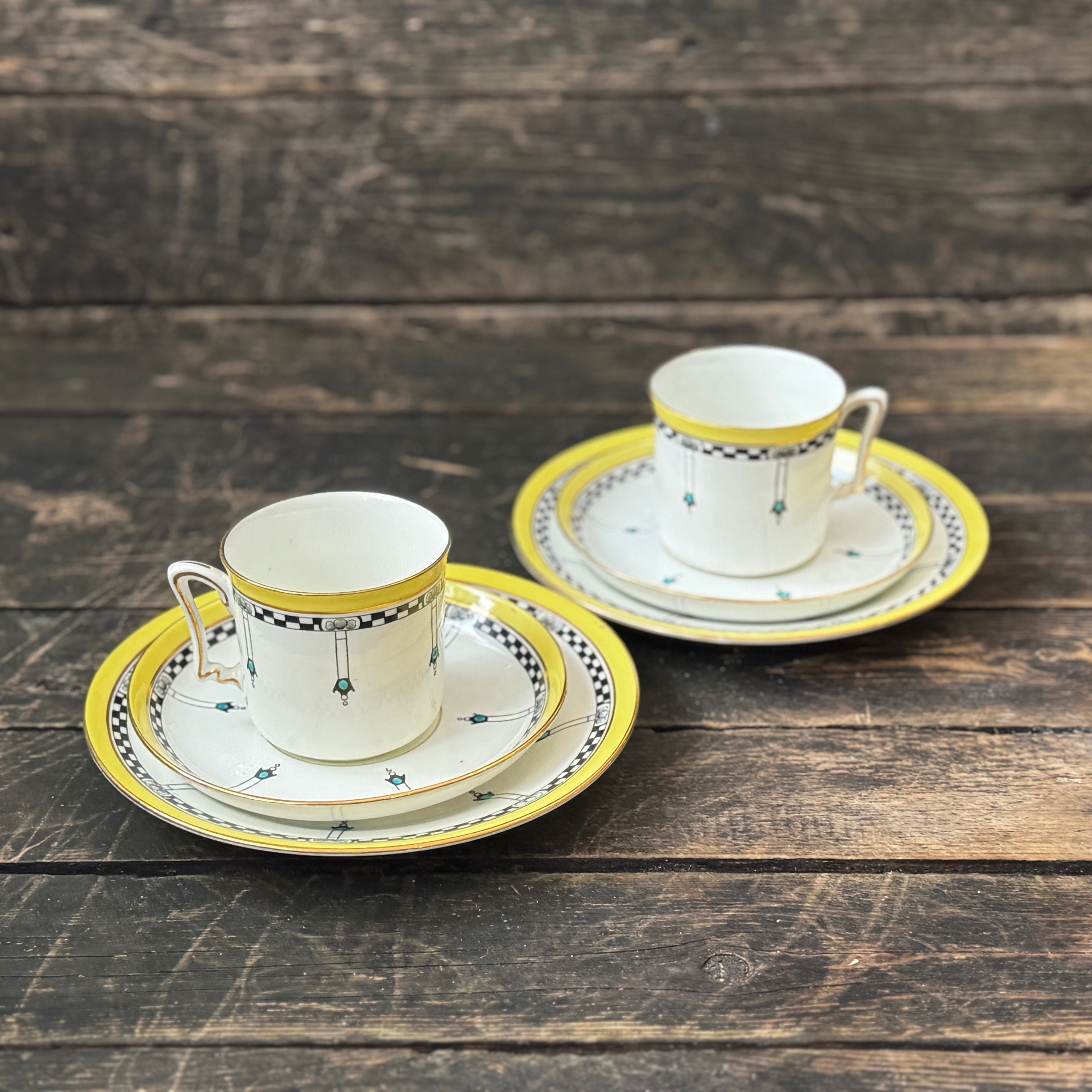 Set of two Art Deco espresso /coffee cups with matching saucers and plates