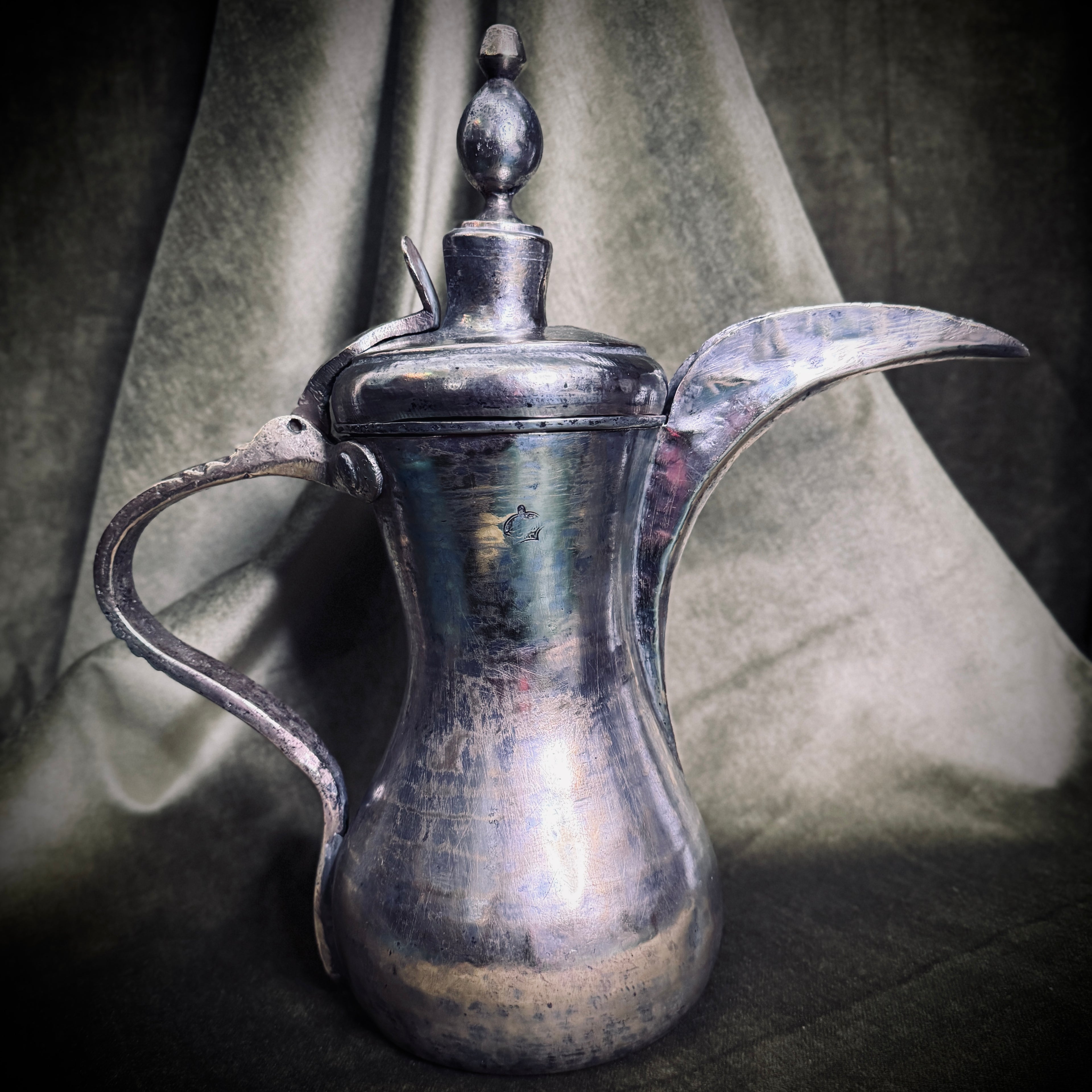 Handmade silver-plated Syrian Bedouin dallah of late 18th century