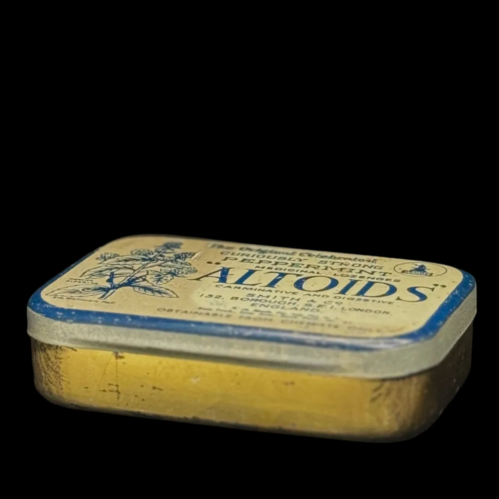 Attractive 1920s tin for UK Altoids in rare blue colour scheme