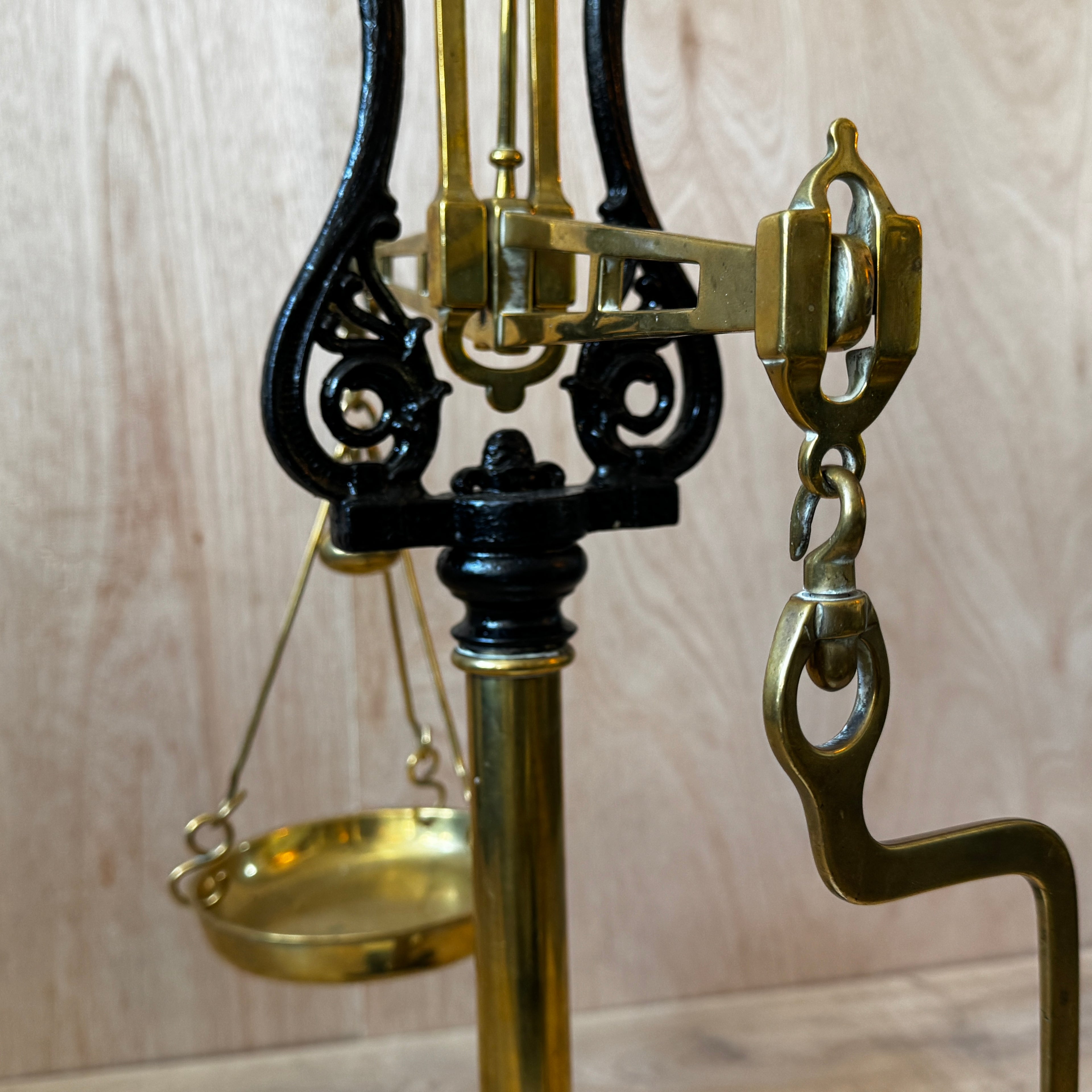 Very large, antique 1880s shop scales. Cast iron and brass with original ceramic weigh plate