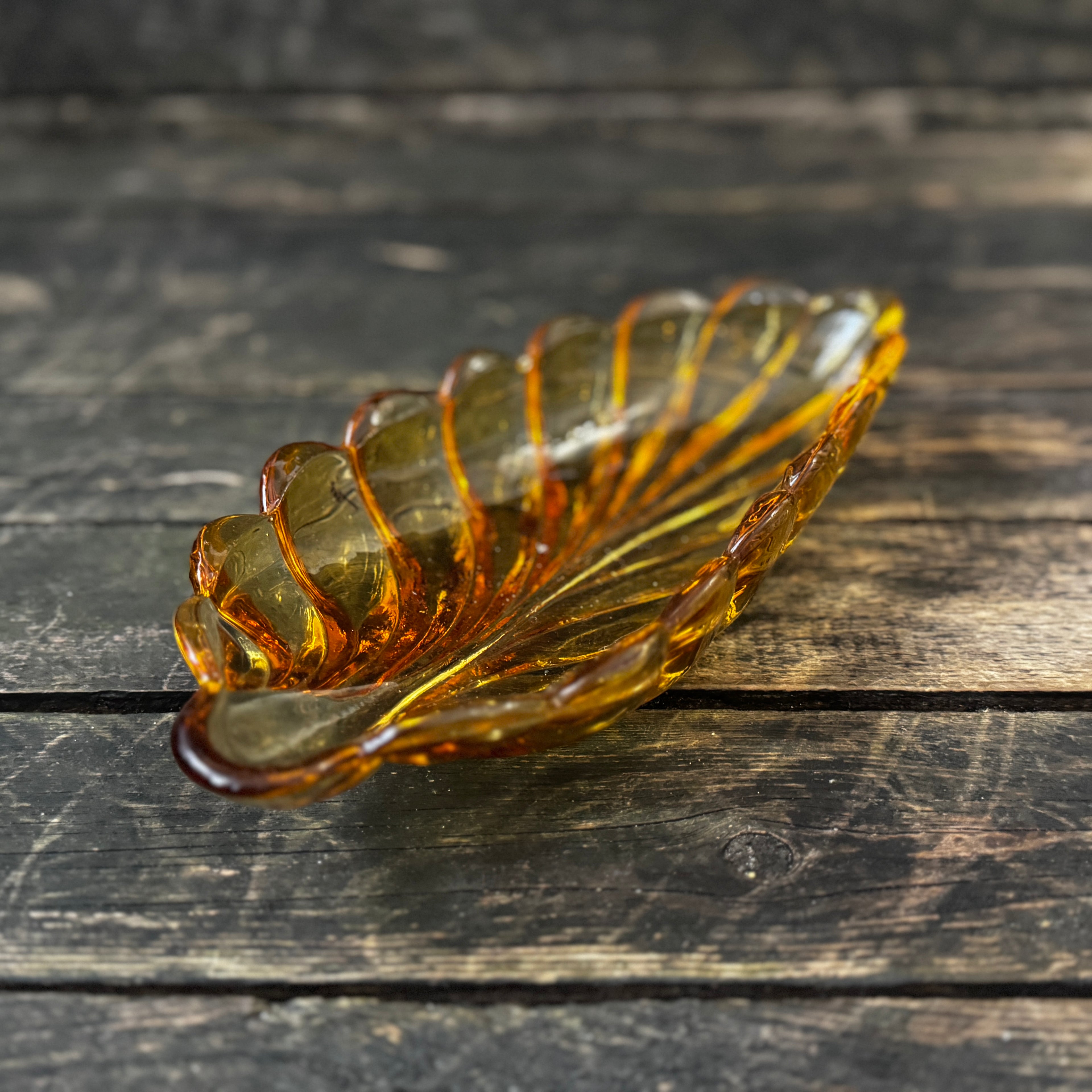 Leaf-formed amber pressed glass Art Deco dish 1930s