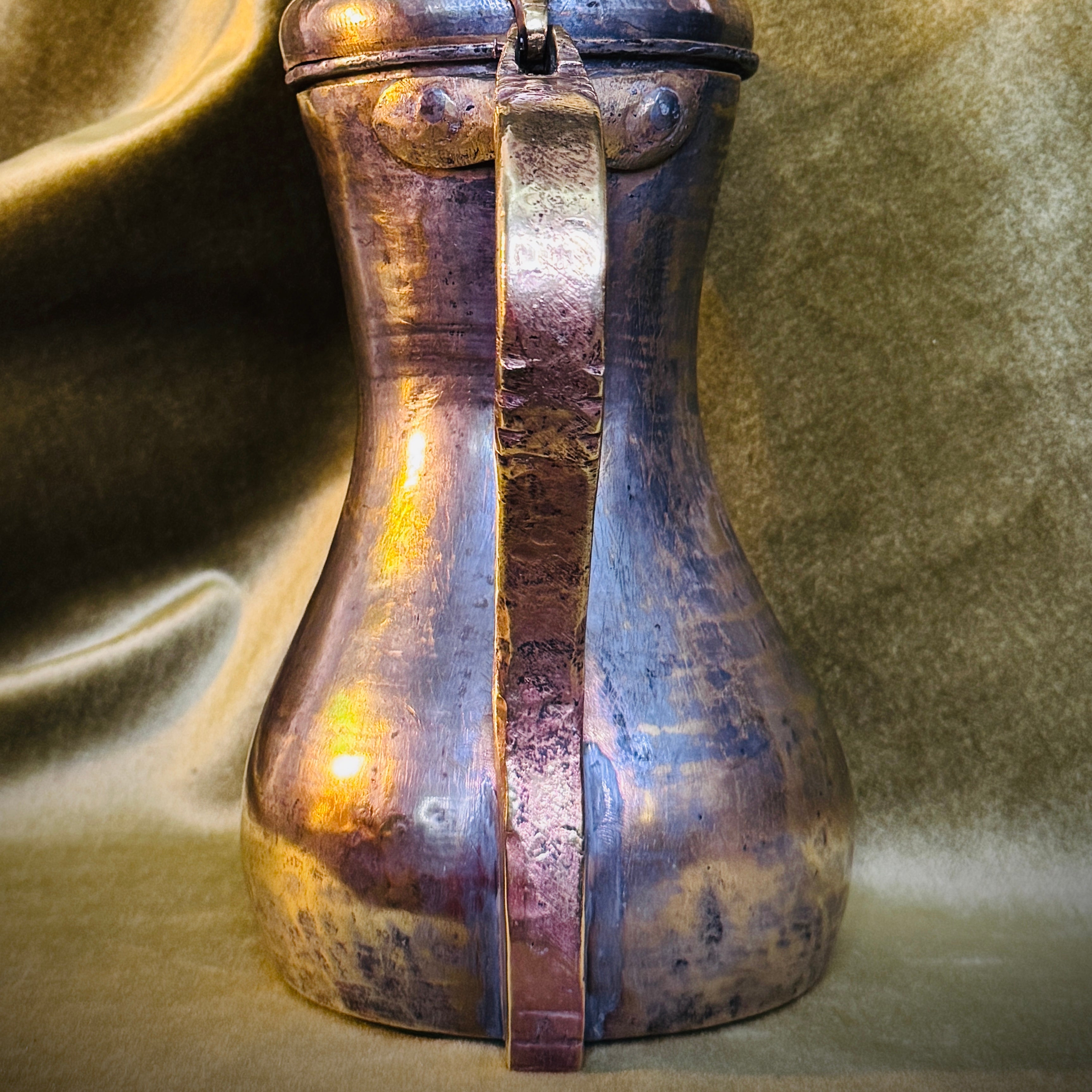 Handmade silver-plated Syrian Bedouin dallah of late 18th century