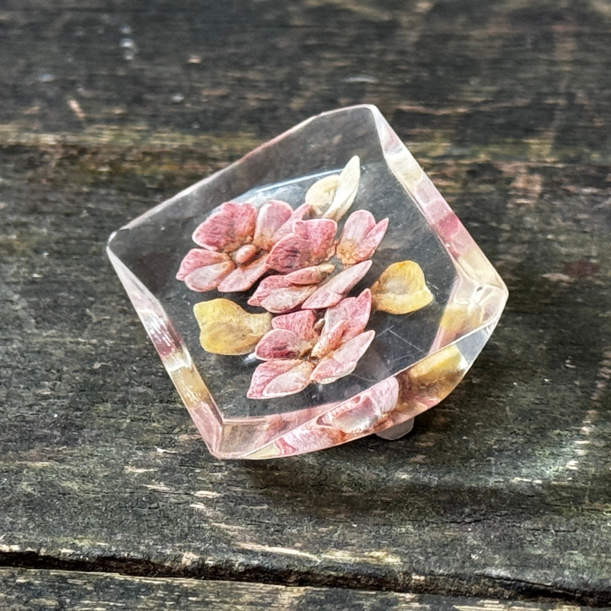 Original 1940s reverse-carved lucite brooch with delicate pink and green flower design