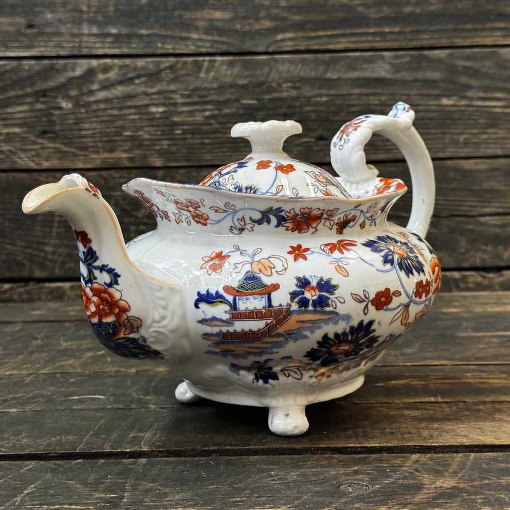Early 19th century Imari teapot by Minton Amherst
