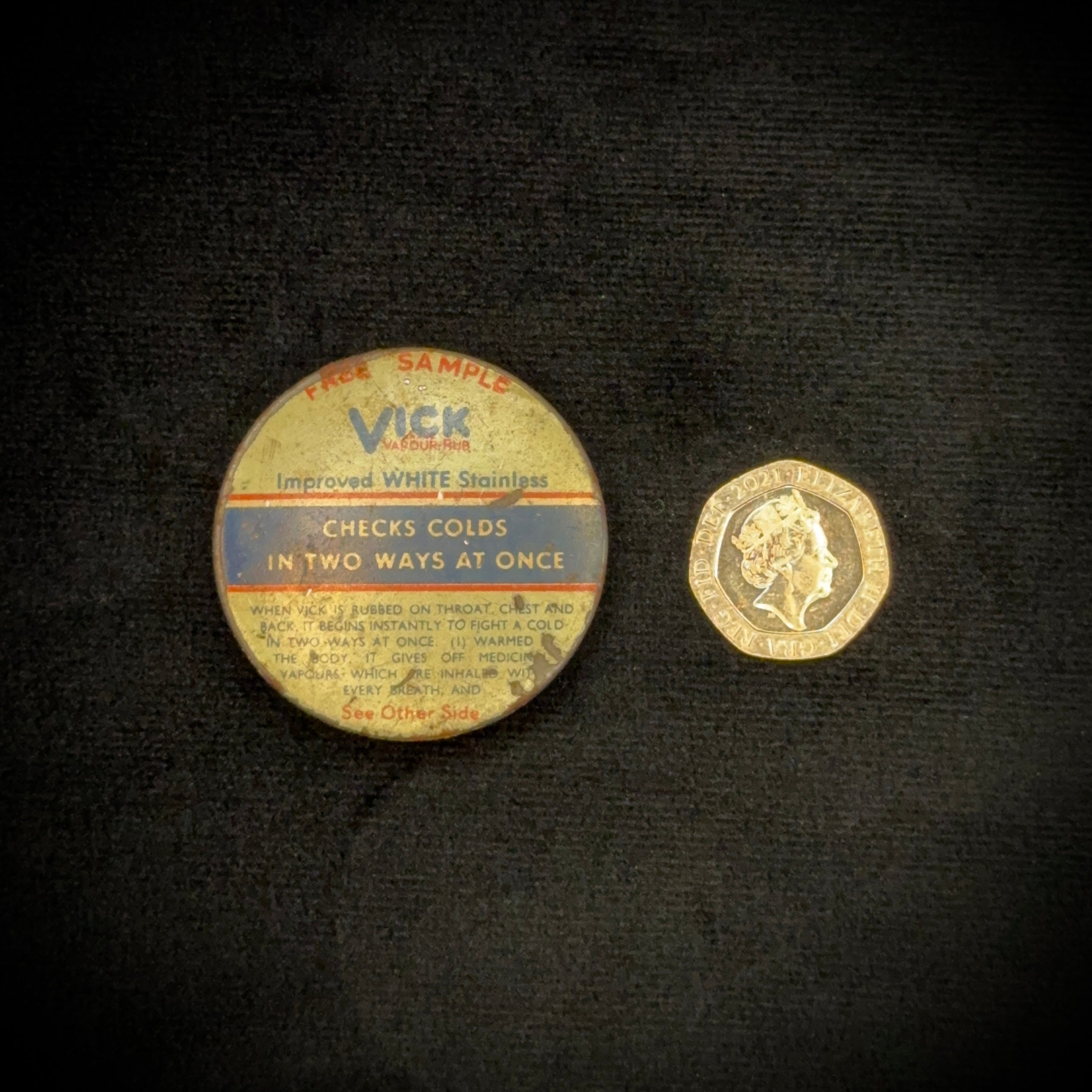 Very rare early Vick's sample tin