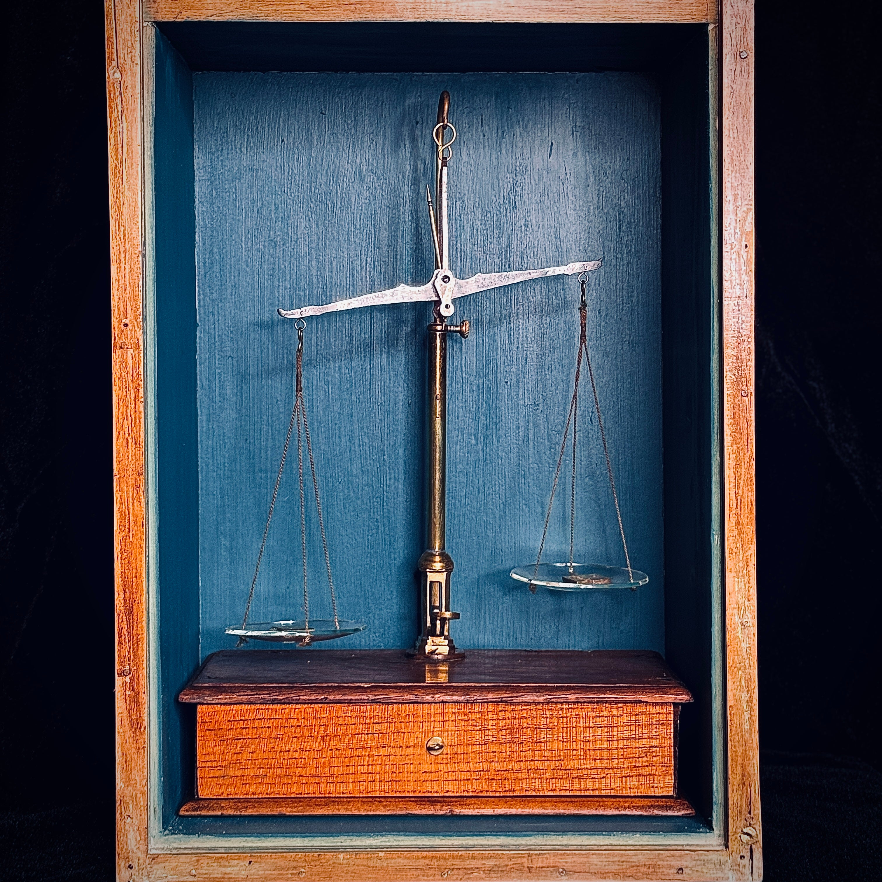 Set of antique apothecary scales in glass-fronted wooden case