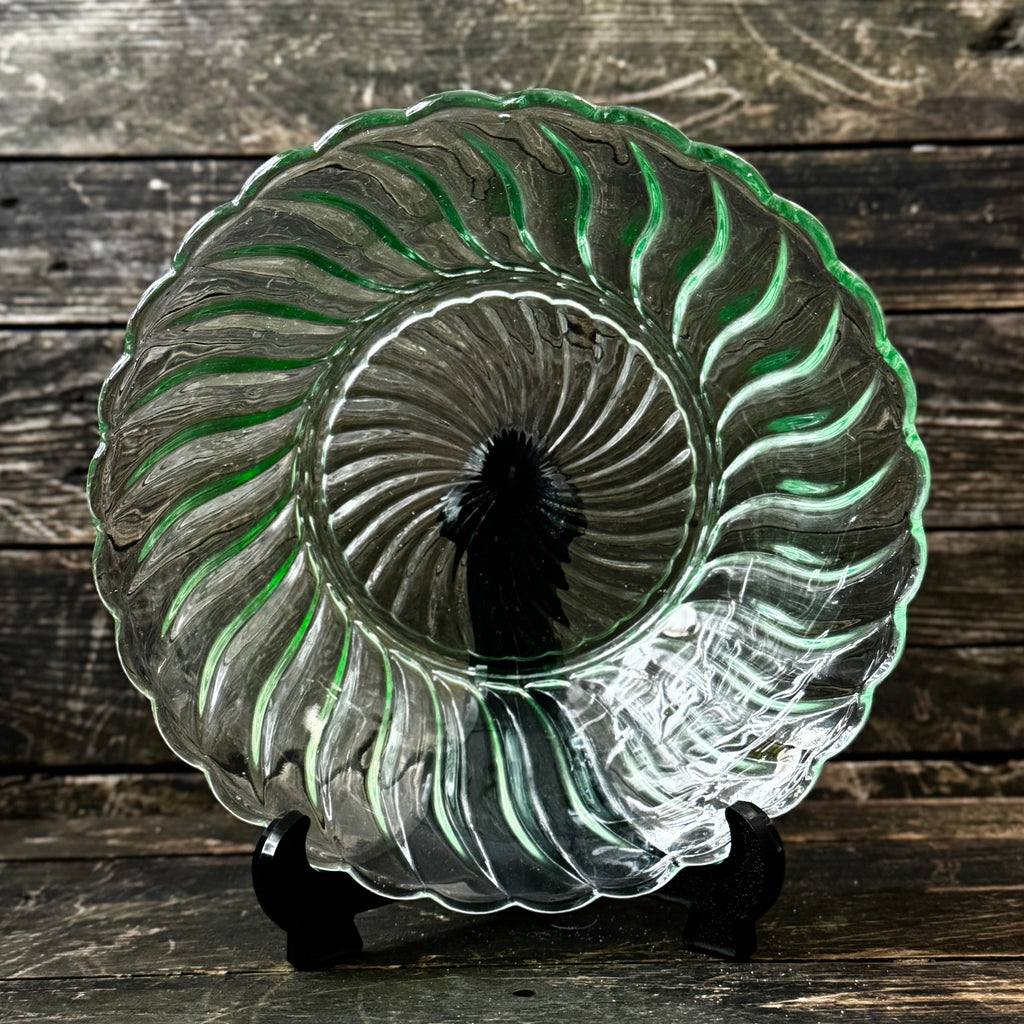 Set of uranium glass bowls, by Bagley, 1930s