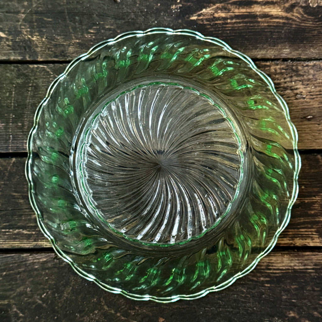 Set of uranium glass bowls, by Bagley, 1930s