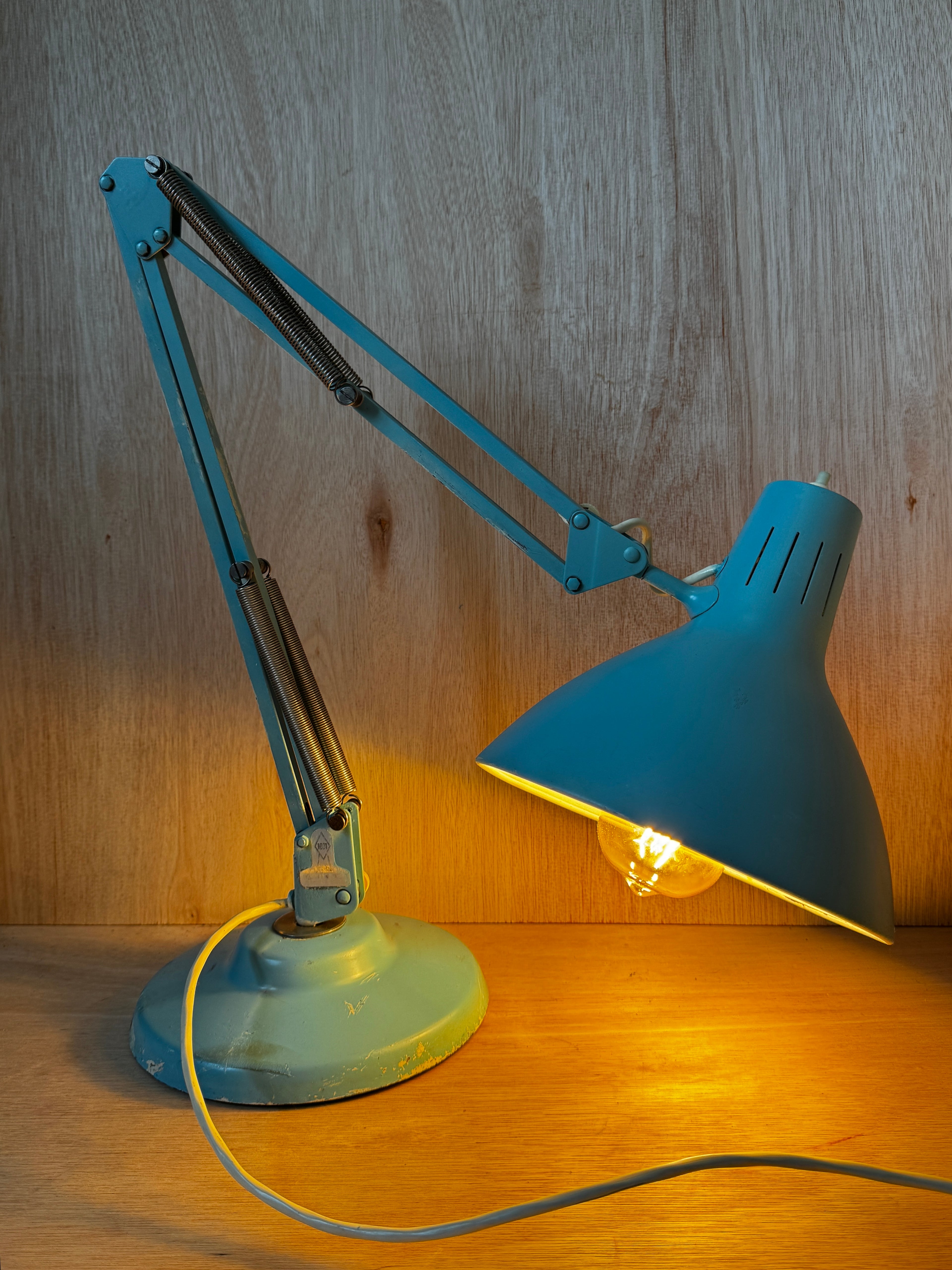 Large 1950s-60s “1001 Lamps” anglepoise desk lamp