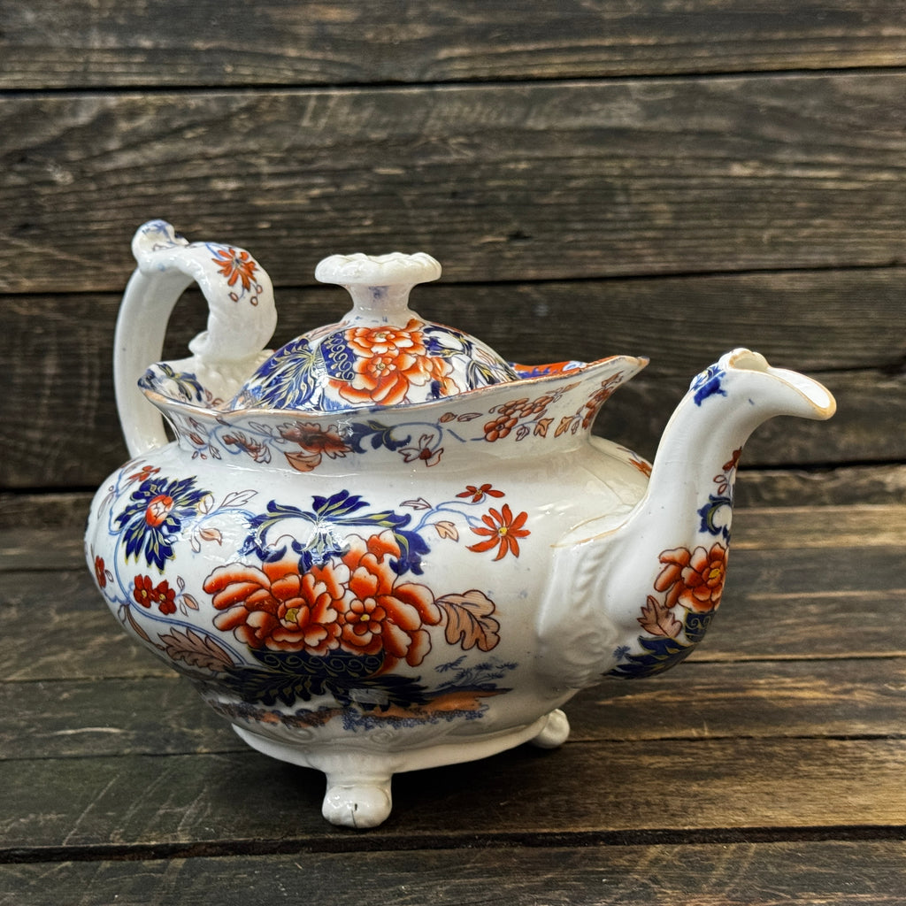 Early 19th century Imari teapot by Minton Amherst