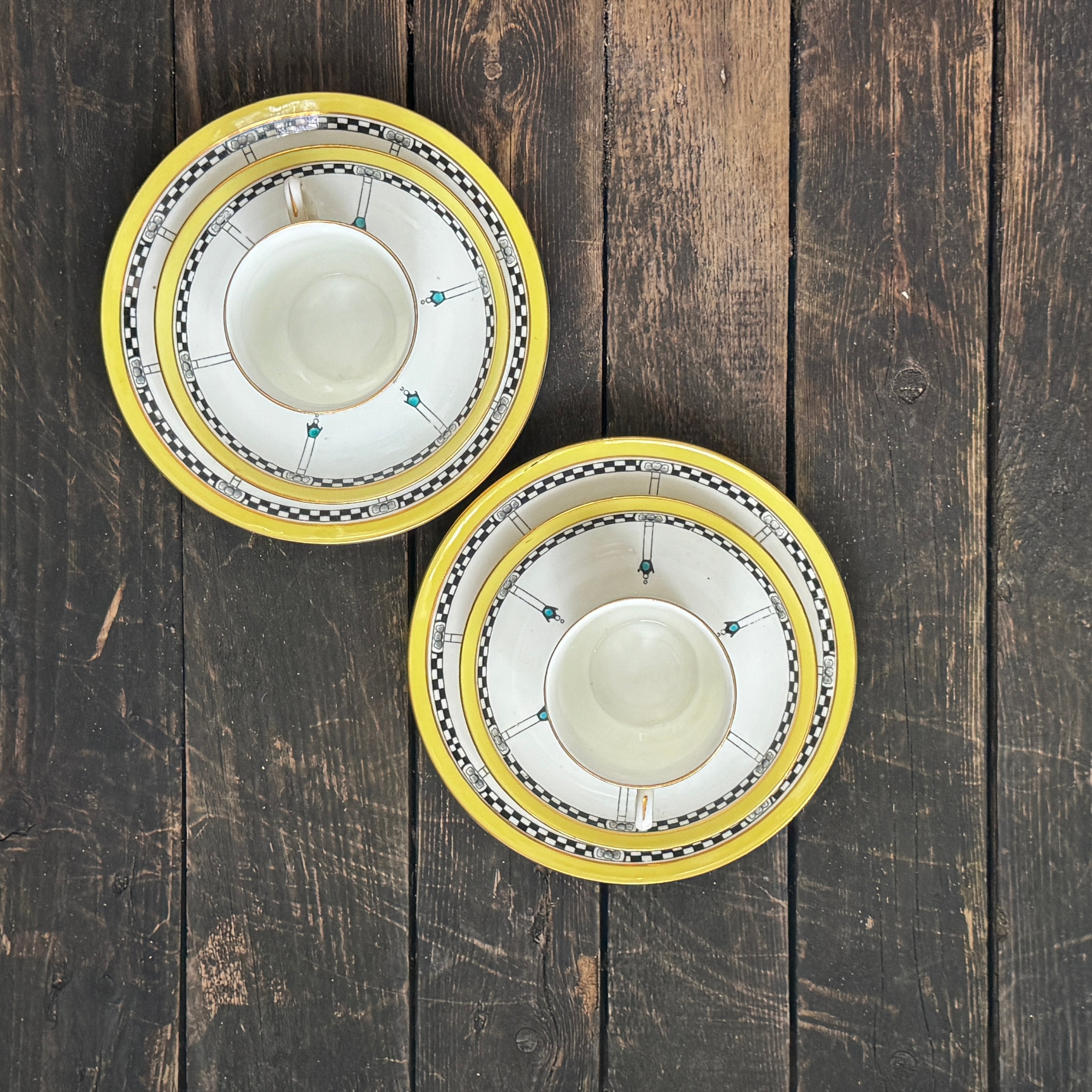 Set of two Art Deco espresso /coffee cups with matching saucers and plates